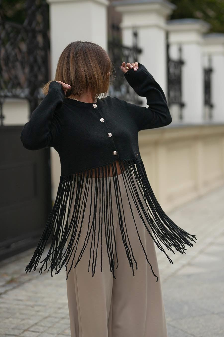 Sweter z Frędzlami Bastet