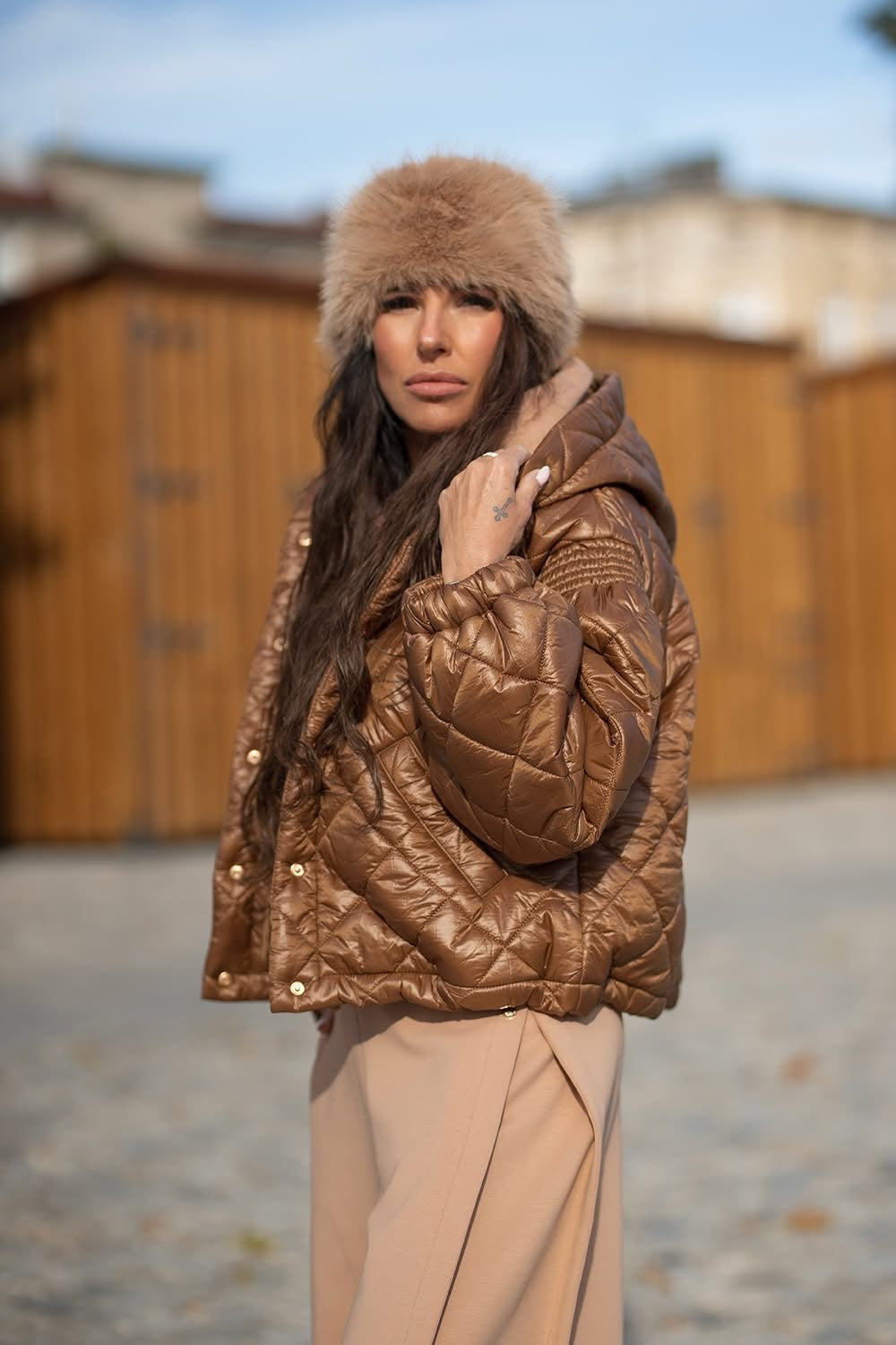 Kurtka Pikowana z Kapturem Bastet