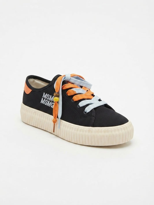 Sneakersy z podwójnym sznurówkami- czarne